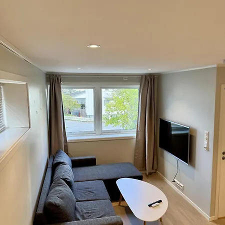 Cozy By Sherpa Steps With Free Parking *