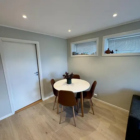 Apartament Cozy By Sherpa Steps With Free Parking