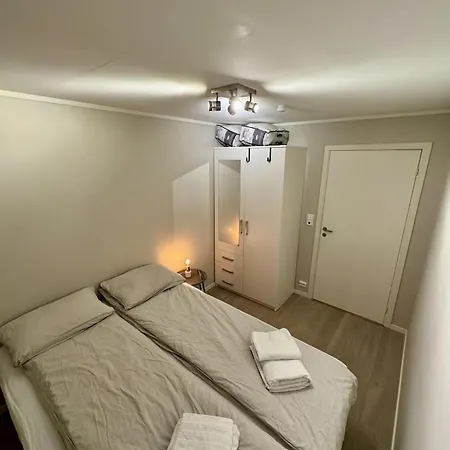 Cozy By Sherpa Steps With Free Parking Apartament Tromsø